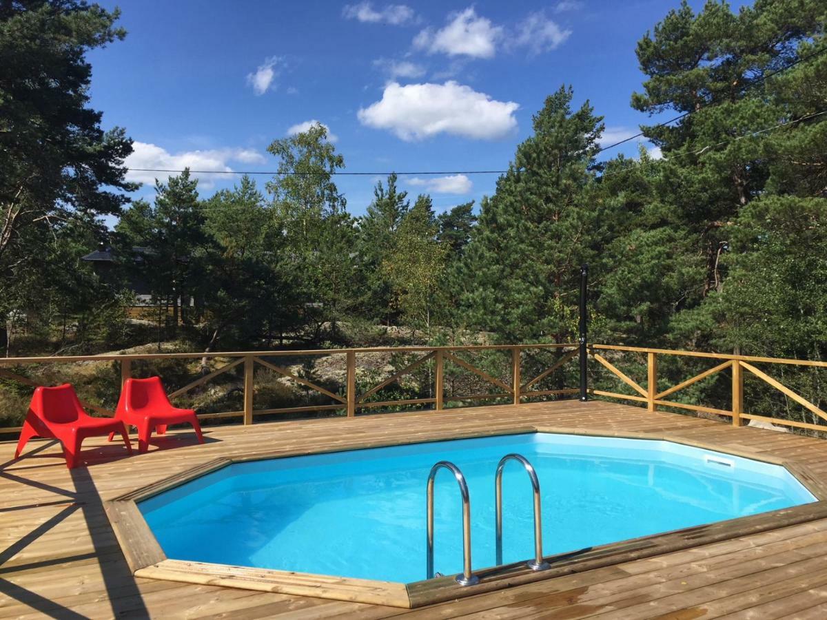 Villa Archipelago-House With Pool, Boat And Bikes à Djurhamn Extérieur photo